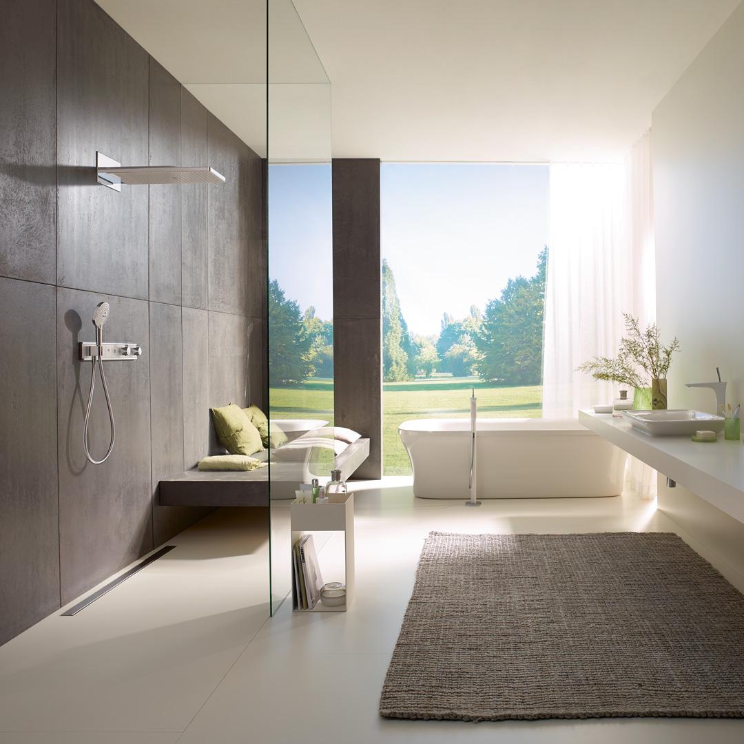 Không gian tắm chuẩn Châu Âu với ánh sáng và vật liệu cao cấp